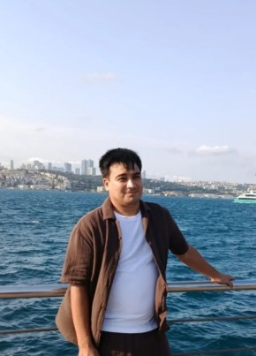 Октай из İstanbul 26 лет