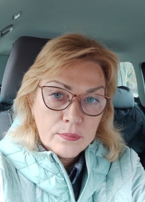 Ирина, 65, Россия, Краснодар