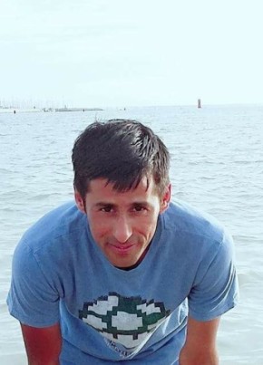 Masood, 33, République Française, Niort