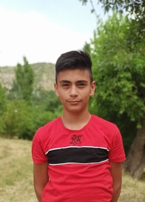 Adem, 21, Türkiye Cumhuriyeti, Şırnak