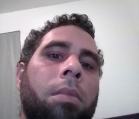 Rr, 33, Levittown