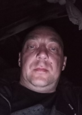 Дмитрий из Новосибирска 41 год