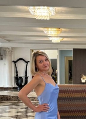 Наталья из Саратова 49 лет