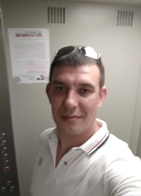 Анатолий, 39, Россия, Москва