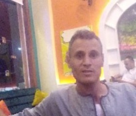 هادي كريم, 48, Kawm Umbu