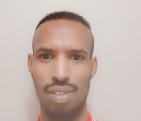 MUSTAFA, 33, Helsinki