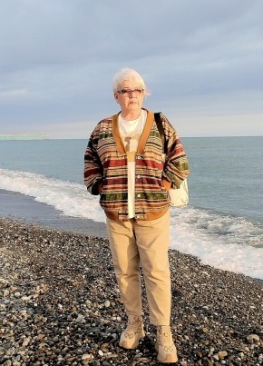 Елена, 58, Россия, Сочи
