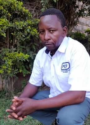 Simon muiga, 48, Kenya, Nairobi