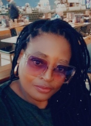 Phalima, 48, iRiphabhuliki yase Ningizimu Afrika, IGoli