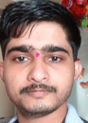 Ravindar, 23, India, Contai