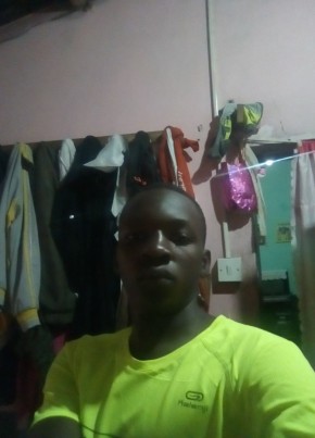 Cazorla, 21, Uganda, Fort Portal