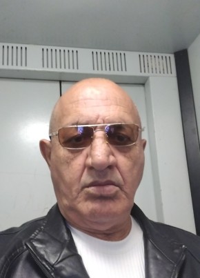 Martin, 59, Russia, Engels