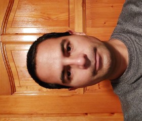 János, 36, Budapest