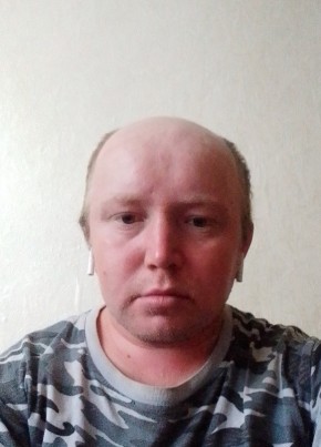 Иван, 31, Россия, Воткинск