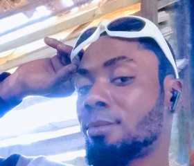 O. G lamber, 31, Noida