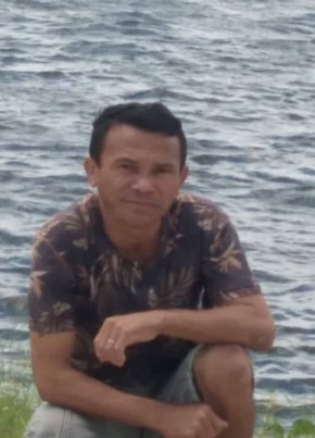Lucas Santos из Santa Inês 37 лет