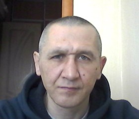 руслан, 51 год, Керва