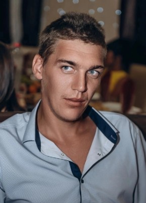 Кирилл из Москвы 36 лет