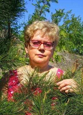 Elena, 63, Россия, Санкт-Петербург