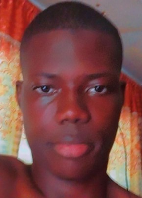 Francis Bayoh, 22, Sierra Leone, Freetown