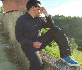 Alessandro , 28, Livorno