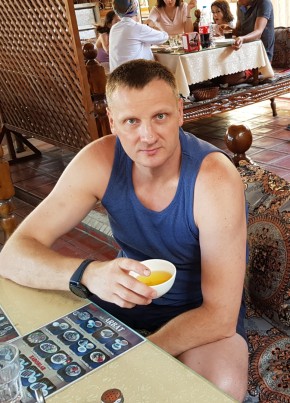 Nikolay, 44, Russia, Saint Petersburg