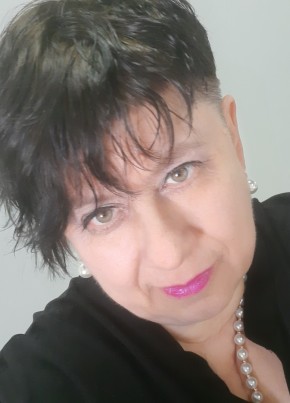 Larisa, 56, Russia, Surgut
