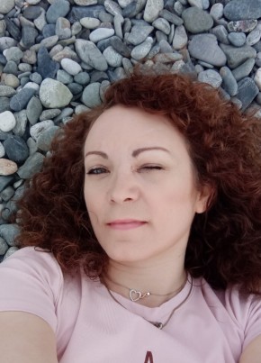 Анна из Алчевска 46 лет