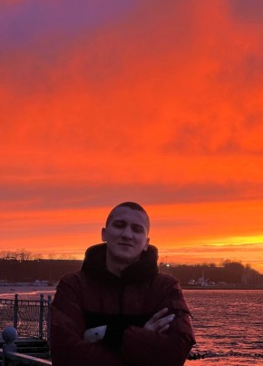 Сергей из Пионерския 22 года