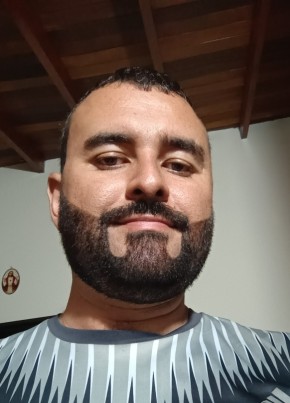 Edwin, 33, Colombia, Medellin