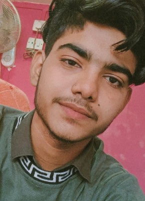 Sagar mahato, 18, India, Dalkola