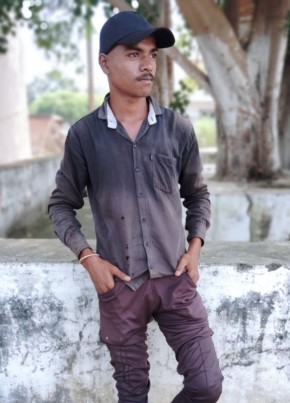 Sunil Yadav, 19, India, Shahdol