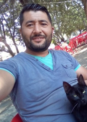 de из Bursa 47 лет