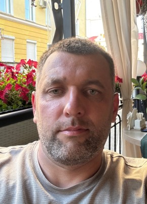 Александр из Чебоксары 18 лет