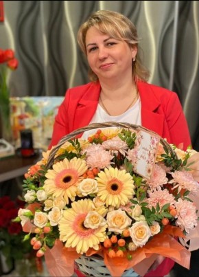 Marina, 48, Russia, Staryy Oskol