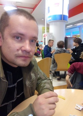 Илья, 39, Россия, Петрозаводск