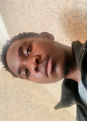 Kirganqiusher, 20, Malaŵi, Lilongwe