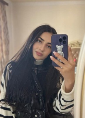 Амина из Махачкалы 27 лет