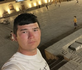 Urinboy, 22, Beruniy