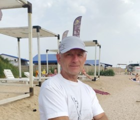 Анатолий, 59 лет, Москва
