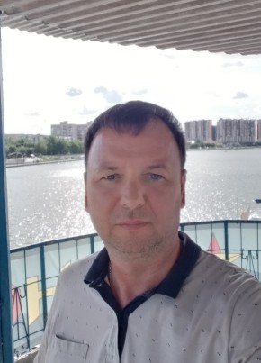 Алексей Зинченко из Астрахани 48 лет