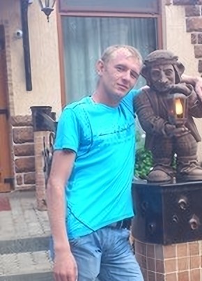 Дмитрий, 37, Россия, Починок