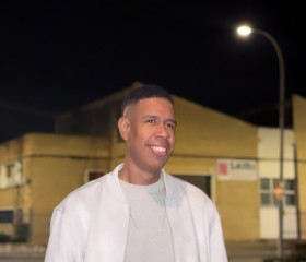 Camilo, 29, Barakaldo