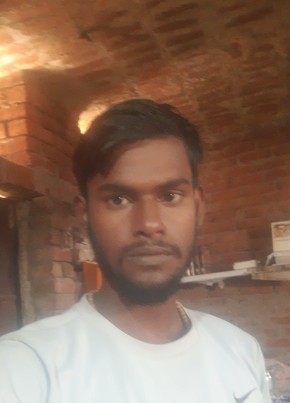 Sid, 19, India, Bharwāri