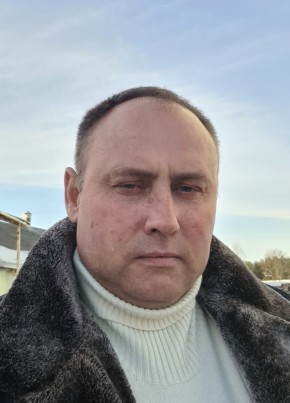 Анатолий из Луги 51 год