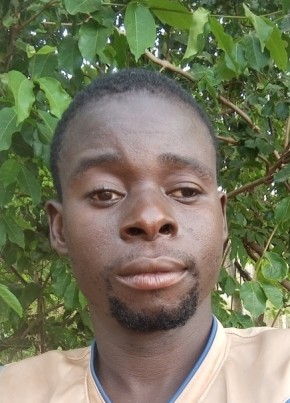 Junior из Ouagadougou 29 лет