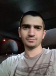 Дато, 23 года