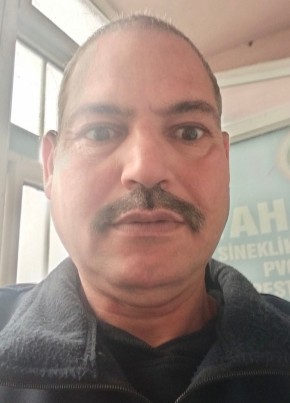 ناصر محمد دياب из İstanbul 43 года