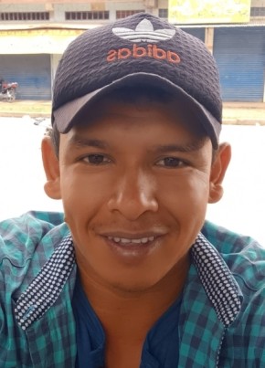 Román из Santa Cruz de la Sierra 31 год