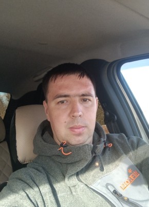 Иван, 33, Россия, Белозёрск